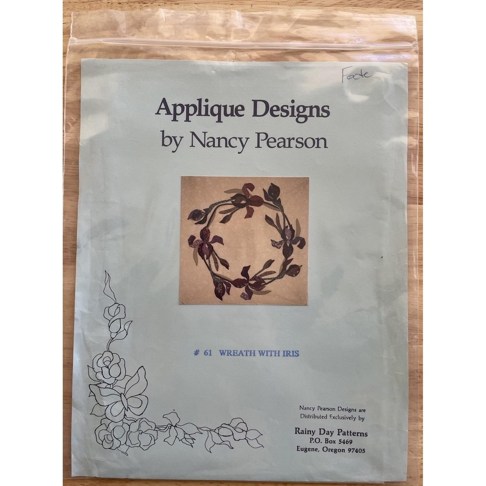 Nancy Pearson WREATH WITH IRIS #61 Appliqué Quilt Pattern